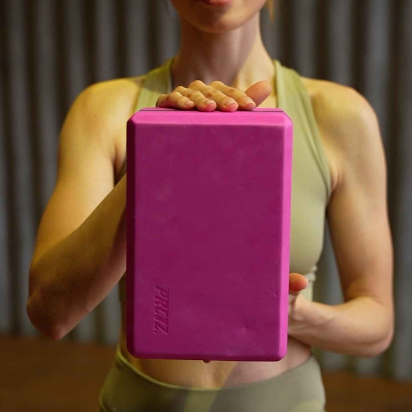 Блок для йоги PRCTZ FOAM YOGA BLOCK  